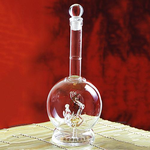 硅玻璃工艺制品,家庭生活用品以及玻璃工艺酒瓶设计与制作的生产厂家